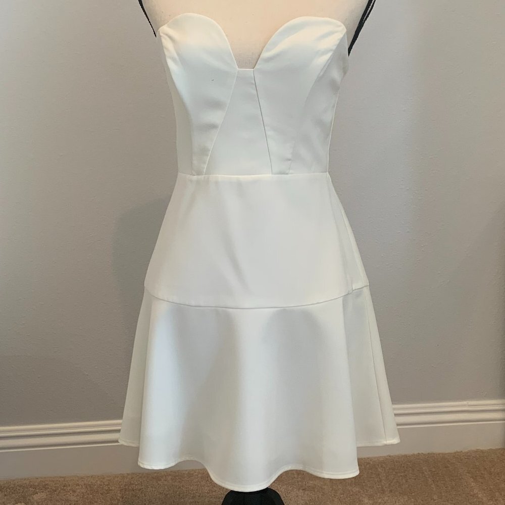 Brand New w tags NBD x Naven Twins Just Wait Ivory Dress - Picture 2 of 8